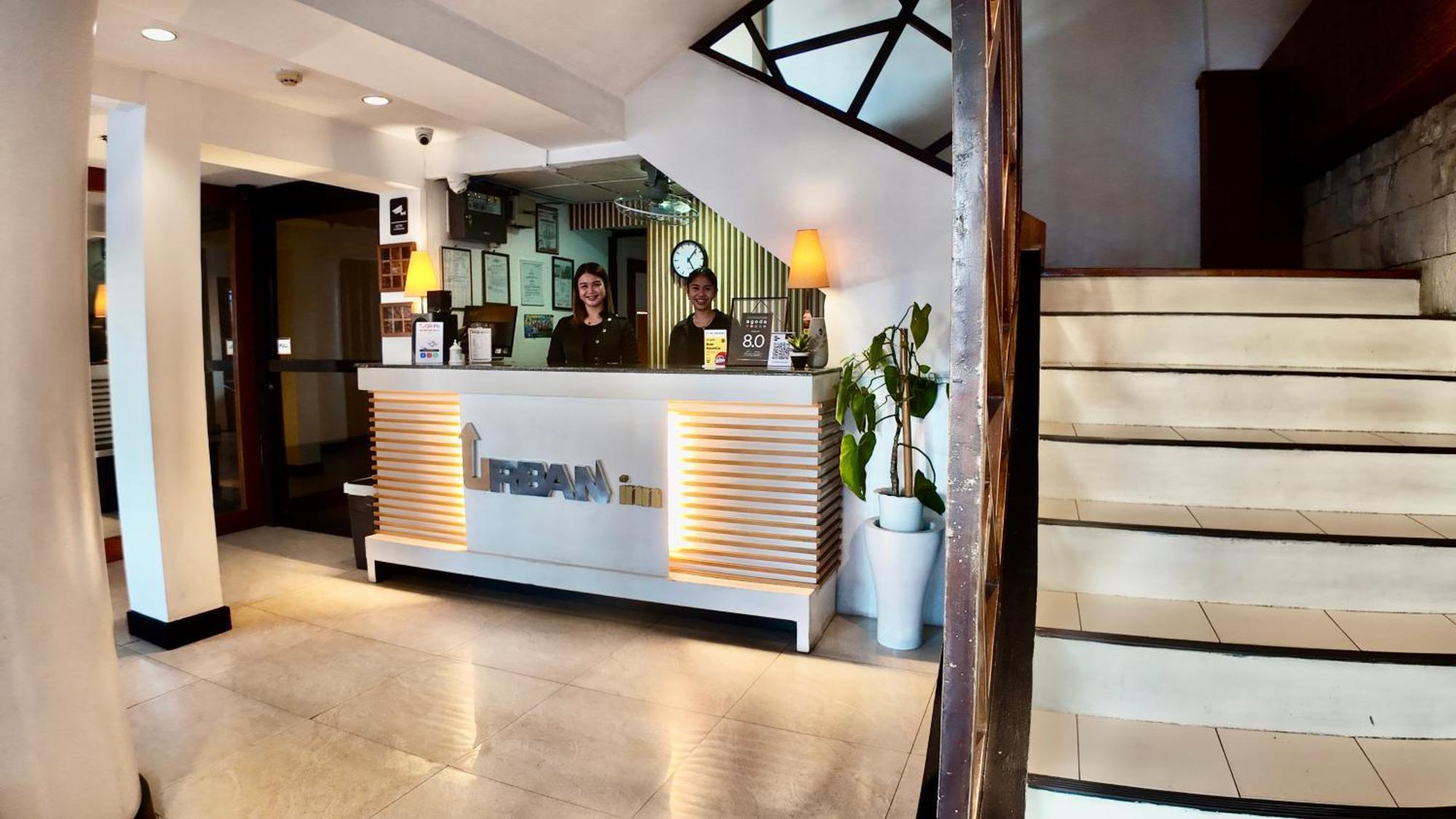 Urban Inn Iloilo Экстерьер фото